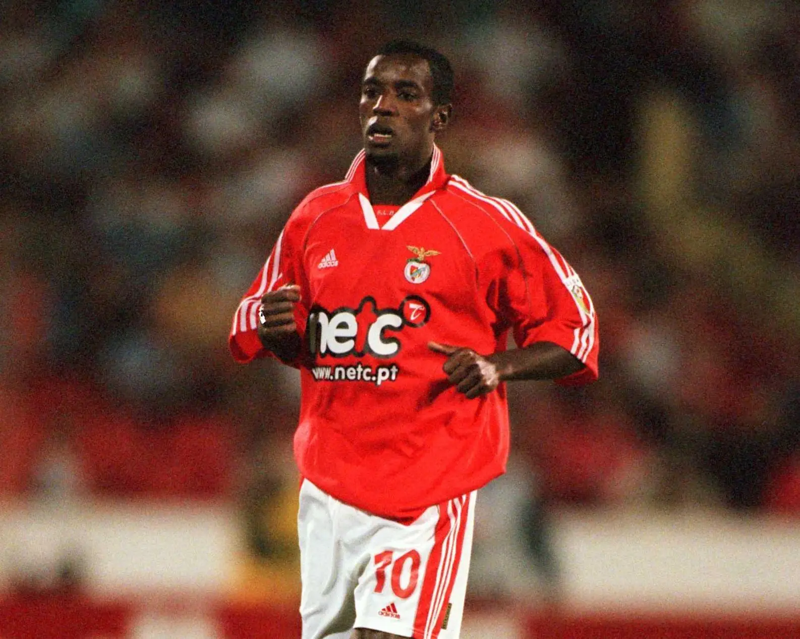Sabry não ficou “muito feliz” com o ralhete de Mourinho há 25 anos, mas quer ser adjunto dele. E pediu o contacto de alguém do Benfica