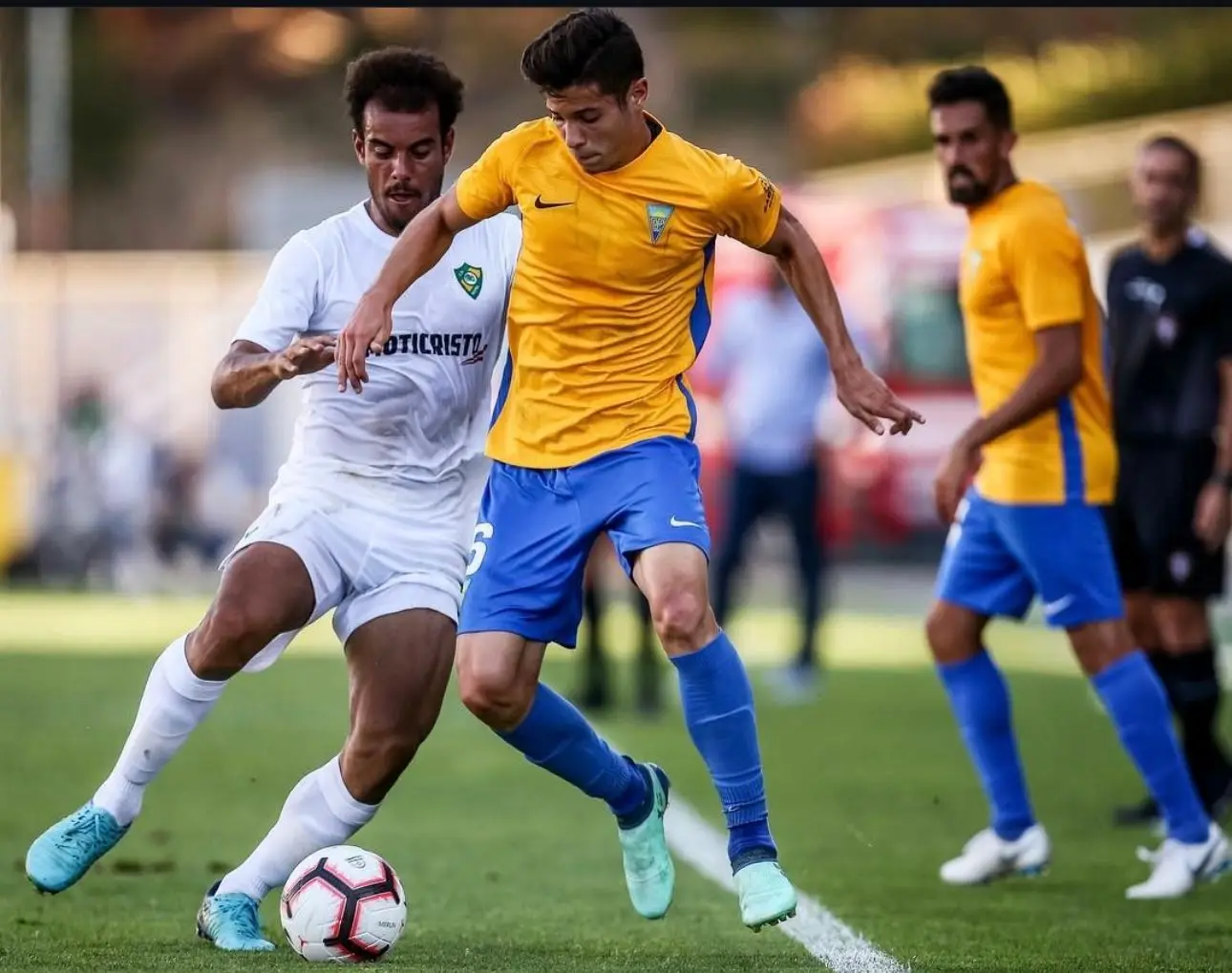 Em 2018/19, Pedro (à esquerda) foi emprestado pelo Sporting ao CD Mafra