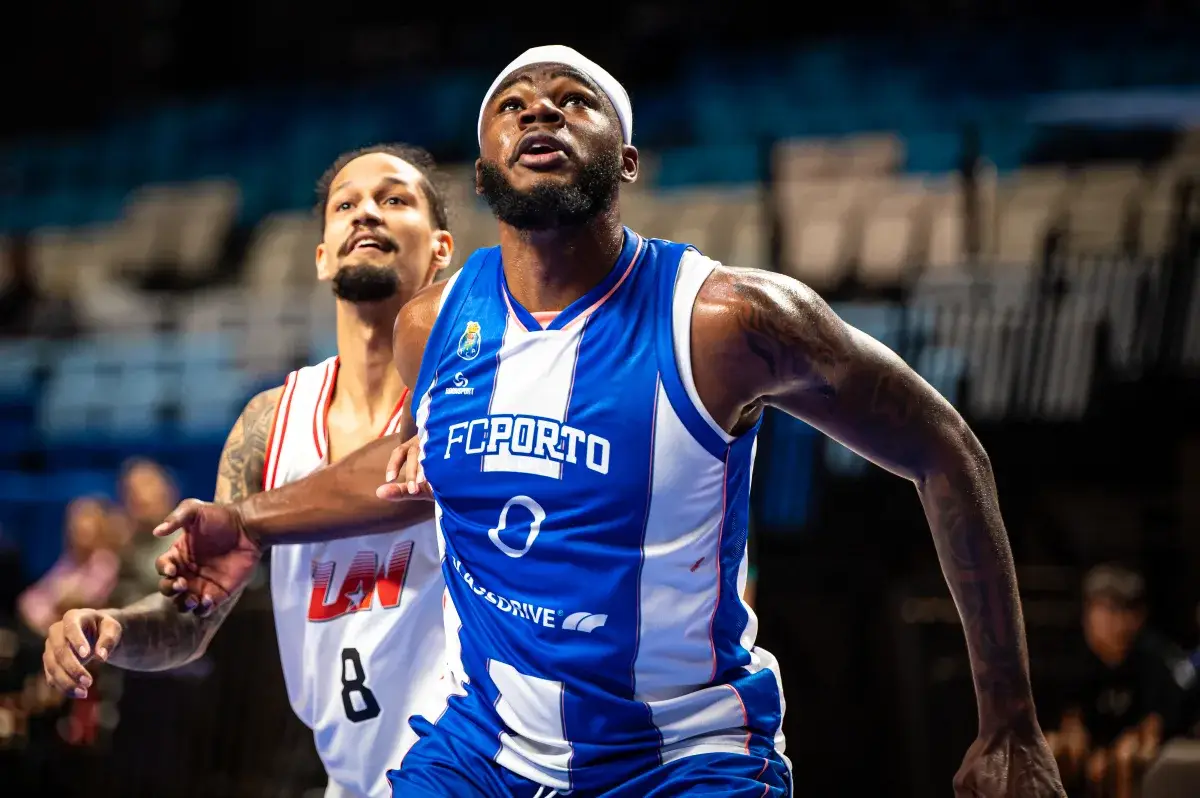 FC Porto foi eliminado do acesso à Liga dos Campeões de basquetebol e vai competir na Taça Europa