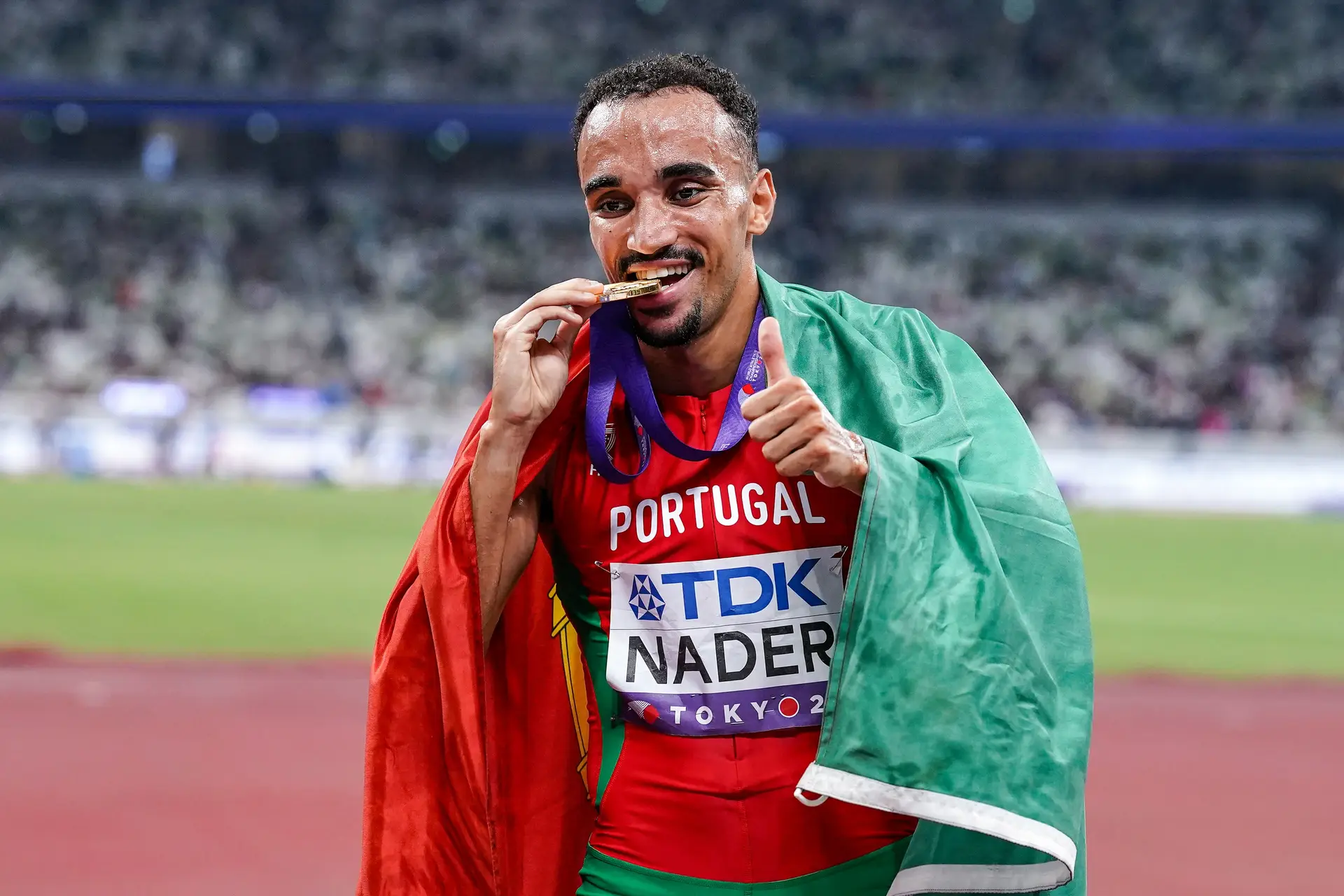 Isaac Nader corria, em miúdo, pelas ruas de Faro a treinar. Aos 26 anos, foi campeão mundial dos 1.500 metros.