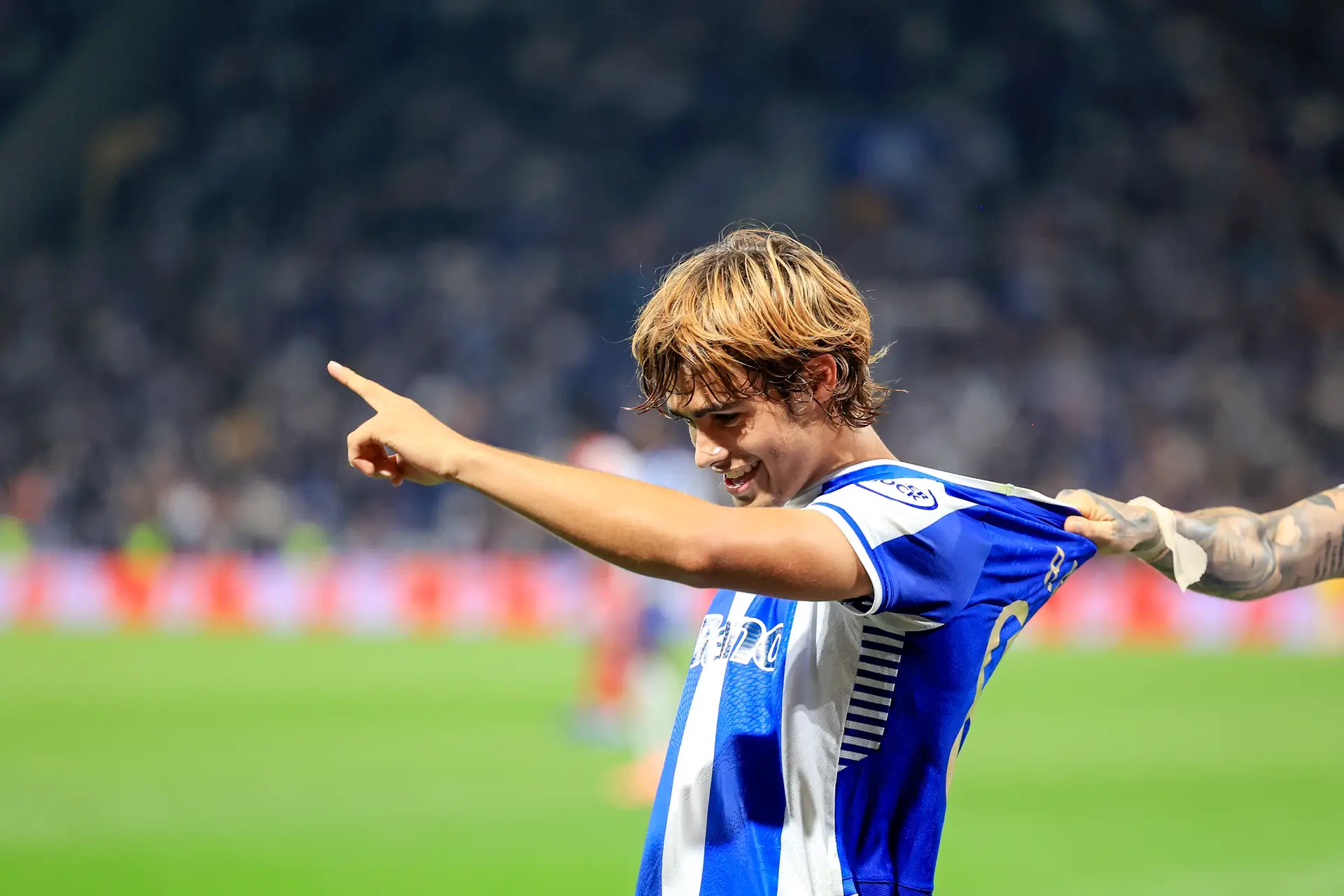 O FC Porto levanta Rodrigo Mora e Rodrigo Mora levanta o Dragão