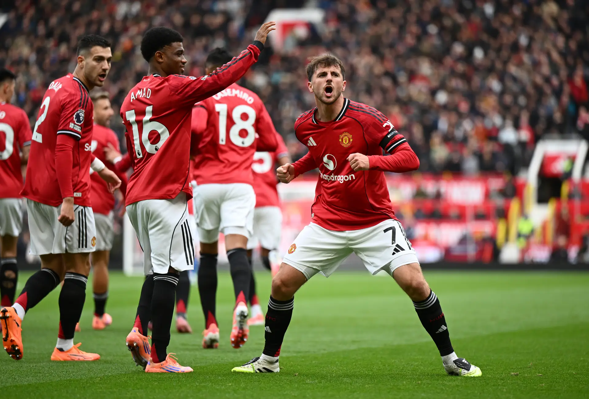 Aos rumores de despedimento, Ruben Amorim respondeu com vitória sólida do Manchester United frente ao Sunderland