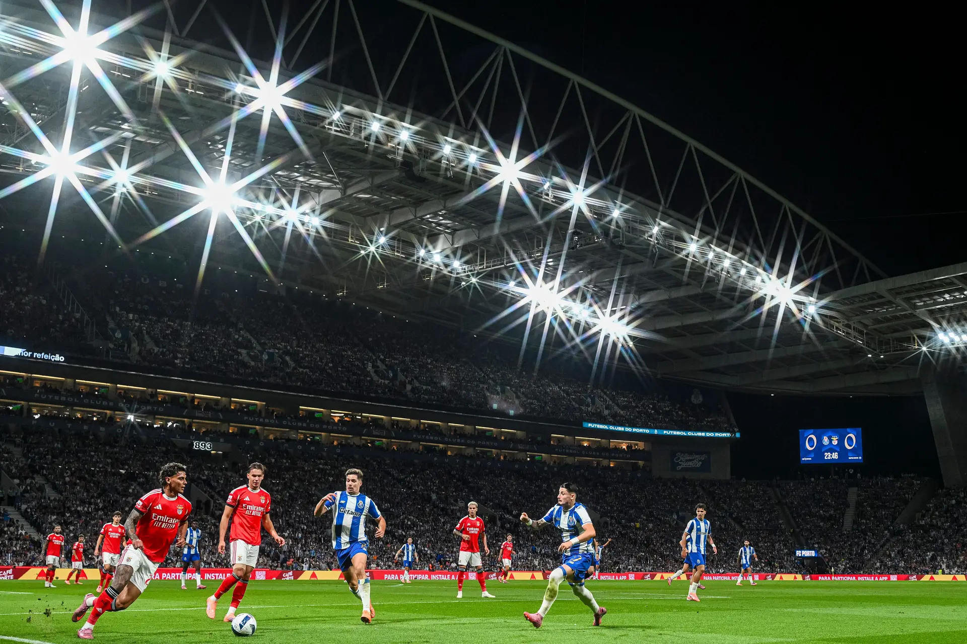 Os adeptos podem “sossegar”: Liga garante que “não existe intenção” de levar jogos do campeonato português para o estrangeiro