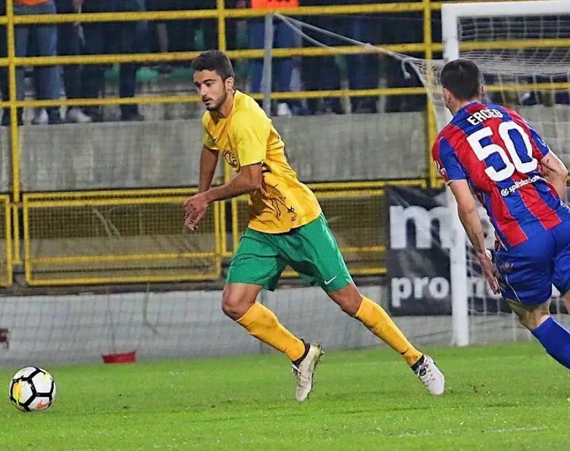 Rodrigo em ação pelo Istra