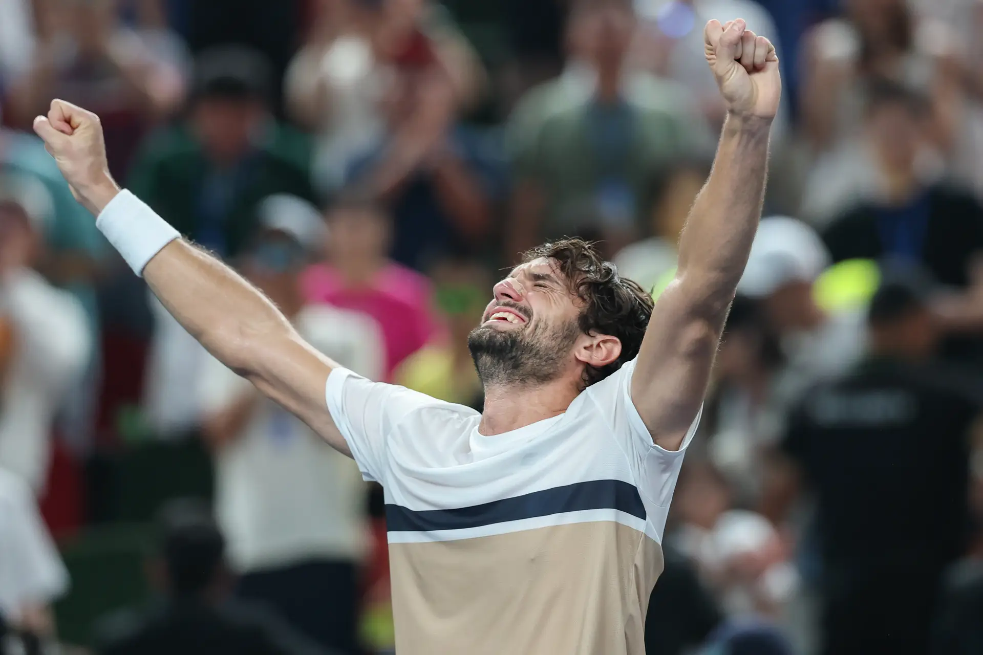 Foi preciso Vacherot lutar contra o primo, mas o 204.º melhor do mundo lá se tornou no vencedor de um Masters 1.000 com ranking mais baixo