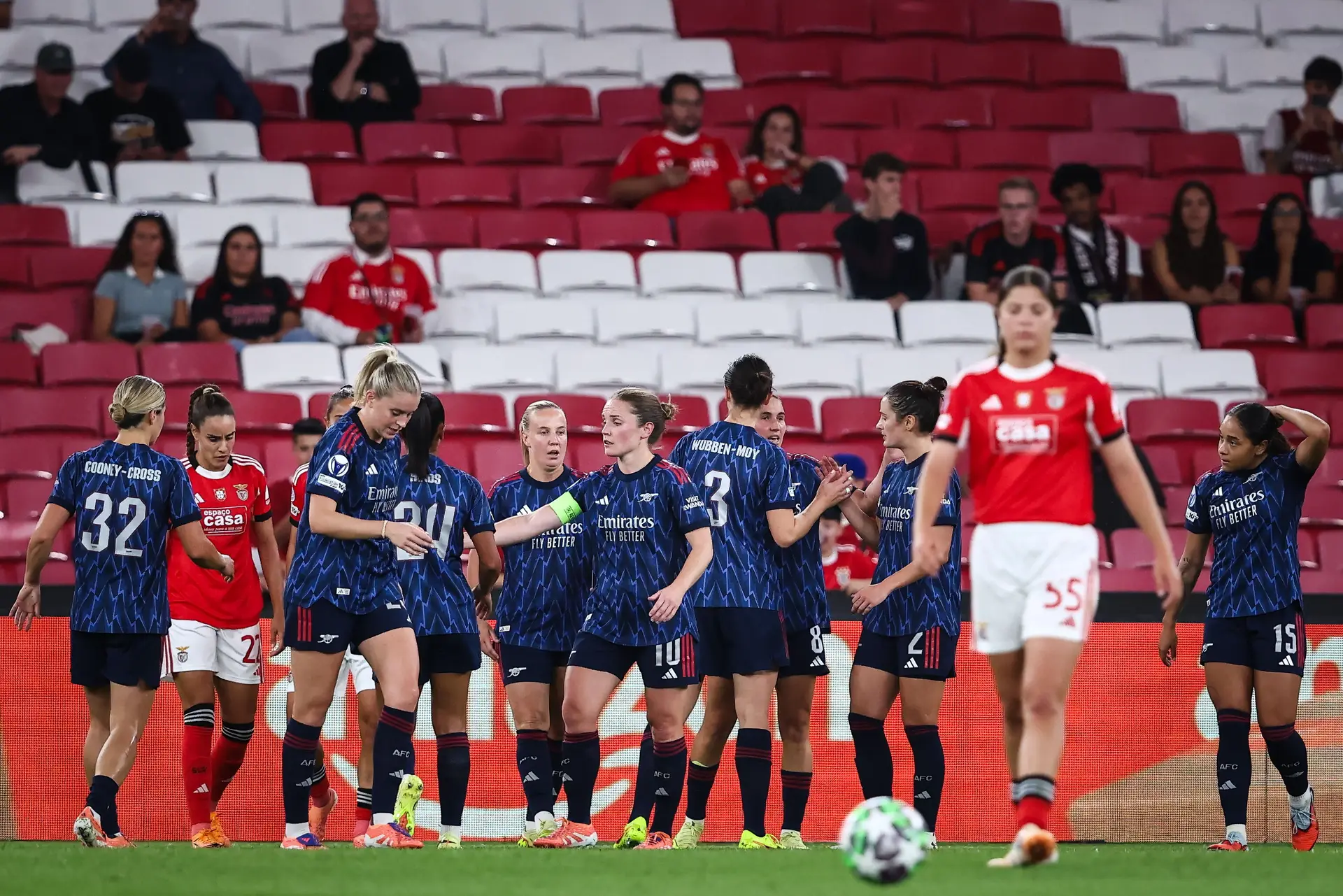 Benfica perde na Liga dos Campeões feminina frente às campeãs europeias do Arsenal