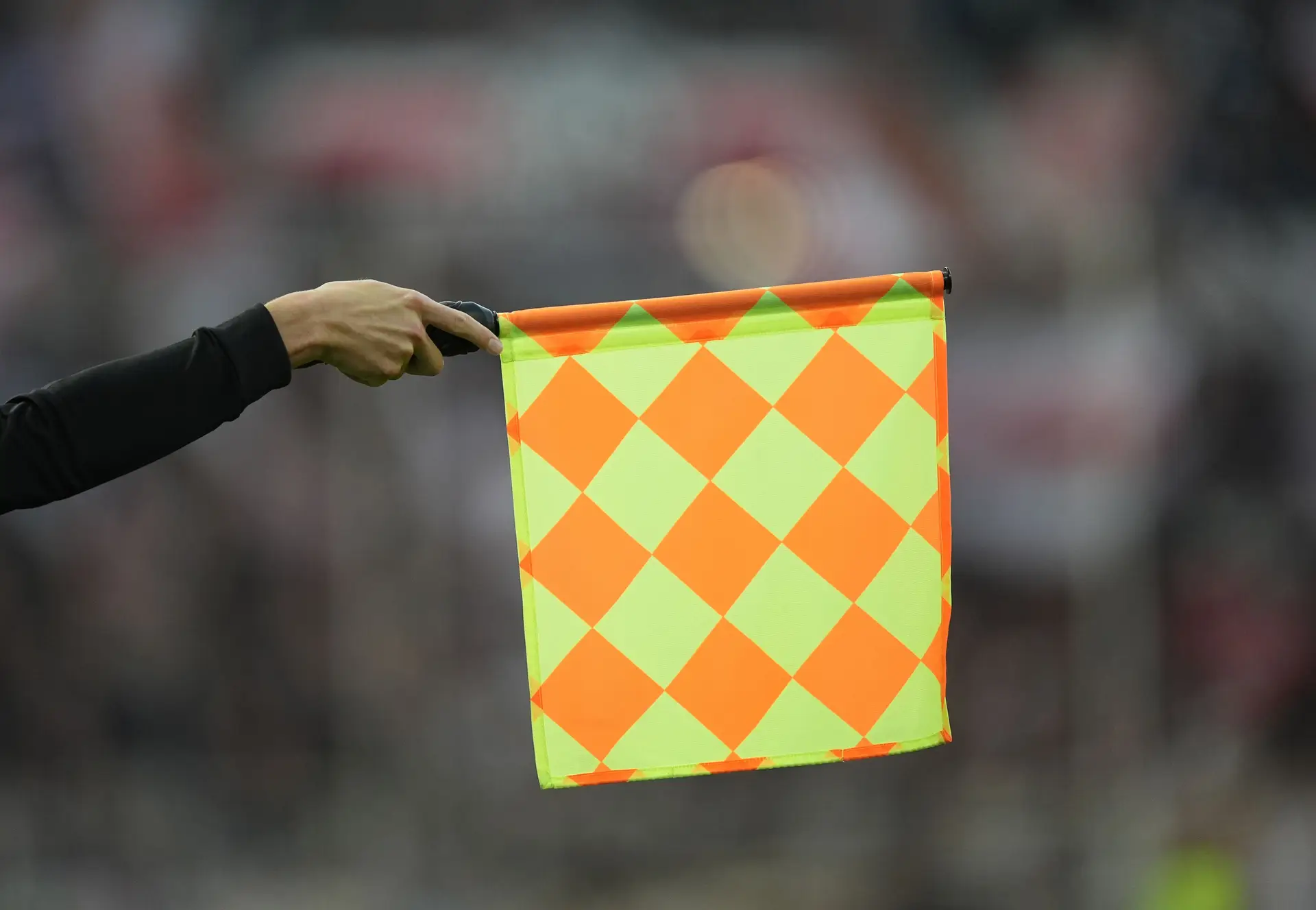 Os árbitros aptos a atuarem na I Liga representam nem 1% da classe em Portugal