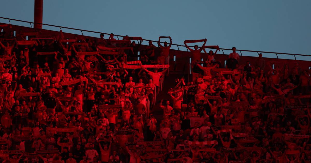 Eleições no Benfica, D. Sebastiões e os Opostos