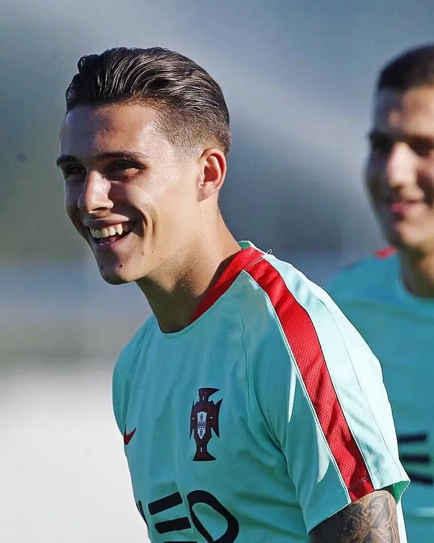 Pedro foi chamado para a seleção de Sub 15 e fez todos os escalões até aos Sub 21