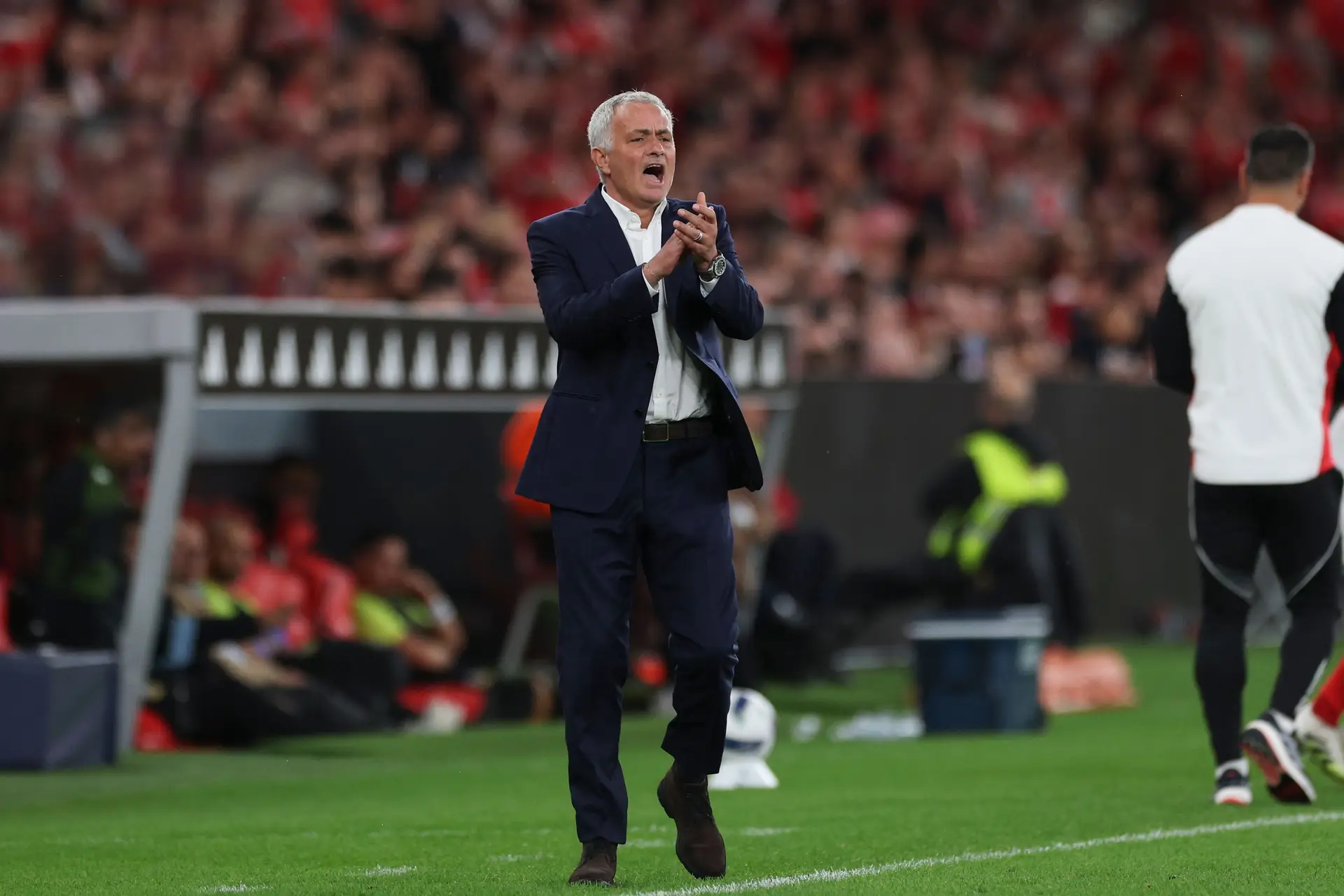 José Mourinho: “Acho que sarámos a ferida de Newcastle. Neste dia histórico, o Benfica não ganhou, o Benfica goleou”