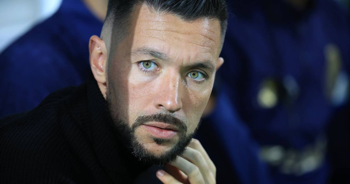 Francesco Farioli: “Os adversários começam a ter medo do FC Porto e decidem defender cada vez mais baixo” Francesco Farioli: “Os adversários começam a ter medo do FC Porto e decidem defender cada vez mais baixo”