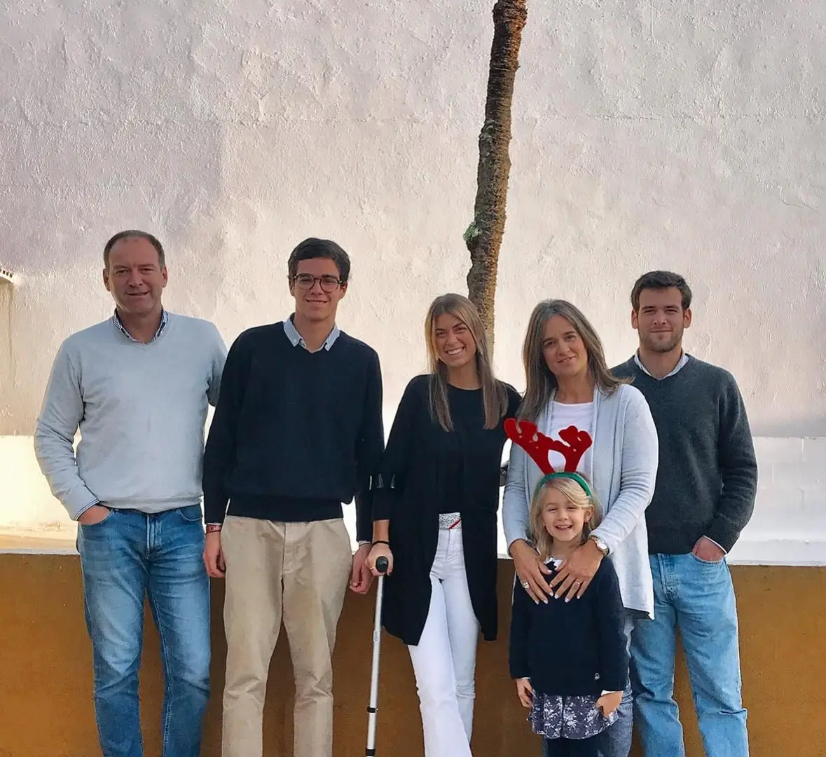 Nuno ao lado dos filhos Afonso, Catarina, a sua mulher Ana, Henrique e Carlota