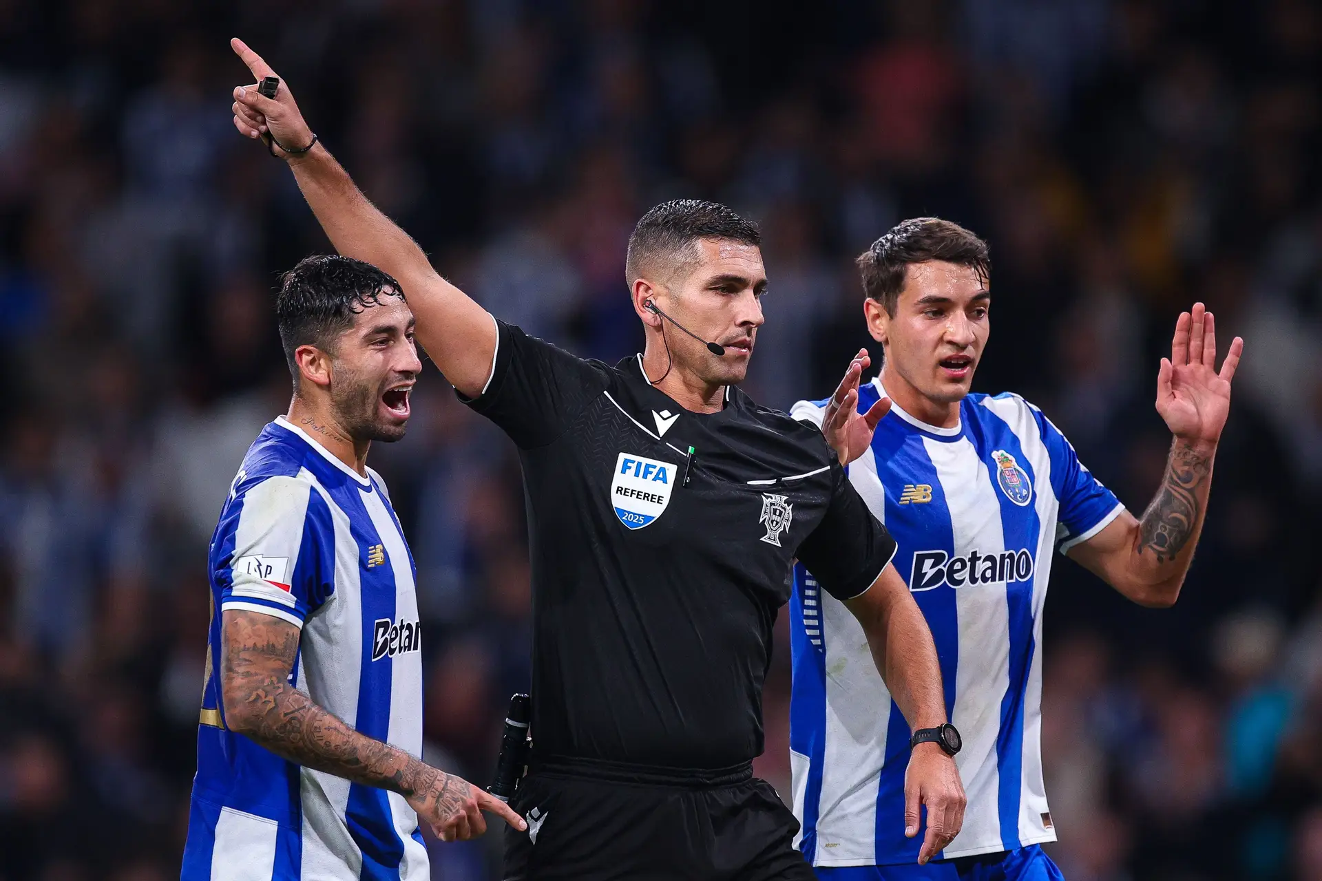 O FC Porto vai ser desclassificado após a denúncia de Fábio Veríssimo? Se a coerência prevalecer, não