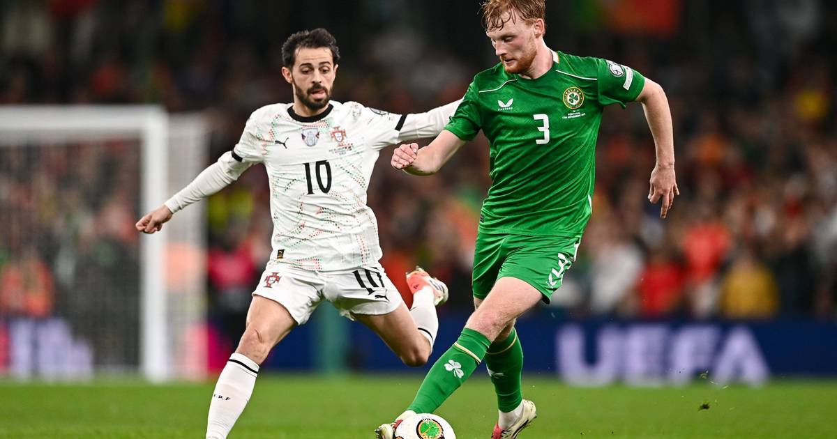 O raio-x de Bernardo Silva à derrota na Irlanda: “Contra linhas de cinco nunca é fácil. Foram questões mais técnico-táticas”