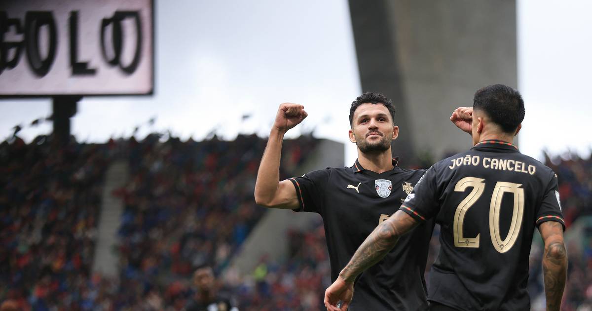 “Obviamente”, Gonçalo Ramos gostaria de ter mais tempo na seleção: “Todos os que estão cá conseguem ajudar. Eu sou mais um”