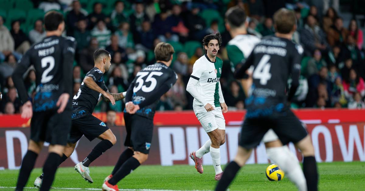 O Sporting teve os pés de cristal de Francisco Trincão para estilhaçar o Marinhense