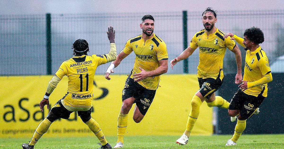 Lusitano e Caldas confirmados como almas da festa. Fafe e Vila Meã também fizeram Taça