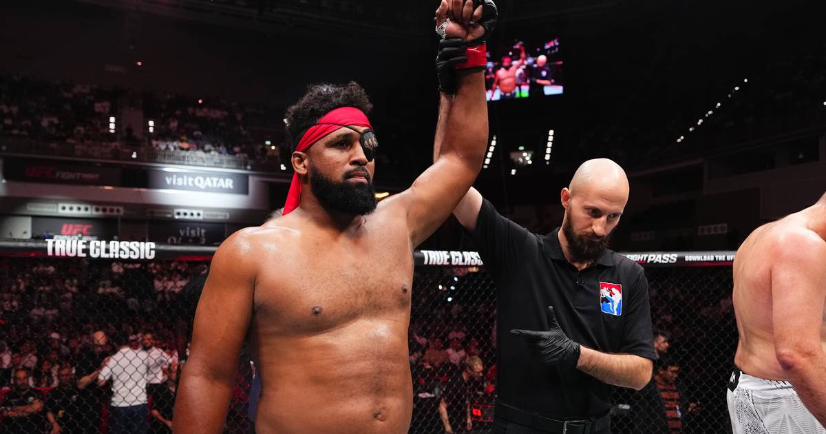 Waldo Cortés-Acosta aceitou combate no Catar dois dias antes e fez 18 horas de viagem para derrotar o adversário em pouco mais de um minuto