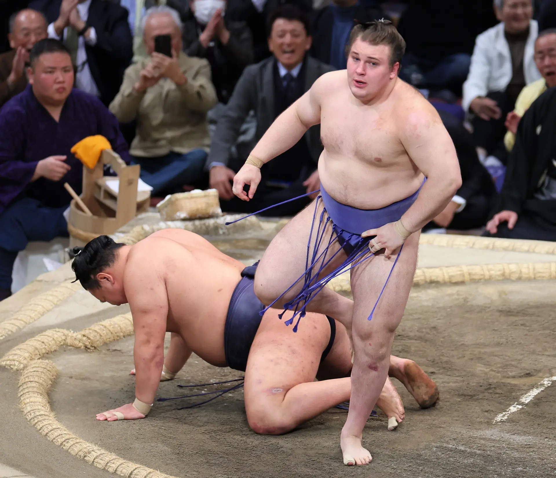 Refugiado ucraniano Aonishiki é a nova sensação do sumo no Japão. E quer ser o primeiro yokozuna europeu