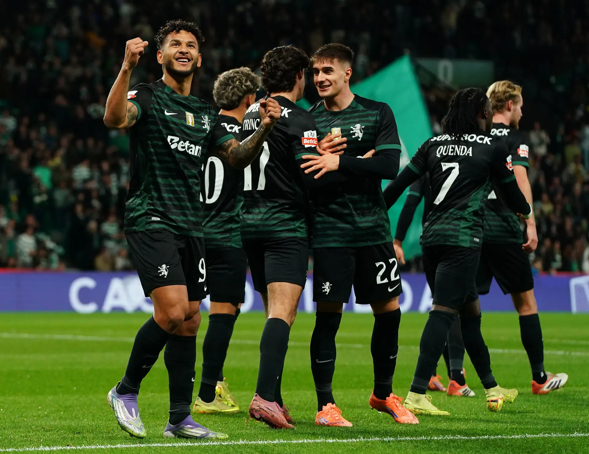 O tiki-tasca do Sporting arrasou o Estrela da Amadora