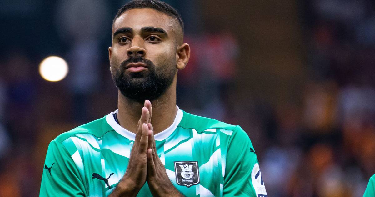 “Durante a quarentena fui identificado pela polícia numa festa em casa de amigos e o Paços soube. Foi um ano para esquecer” “Durante a quarentena fui identificado pela polícia numa festa em casa de amigos e o Paços soube. Foi um ano para esquecer”