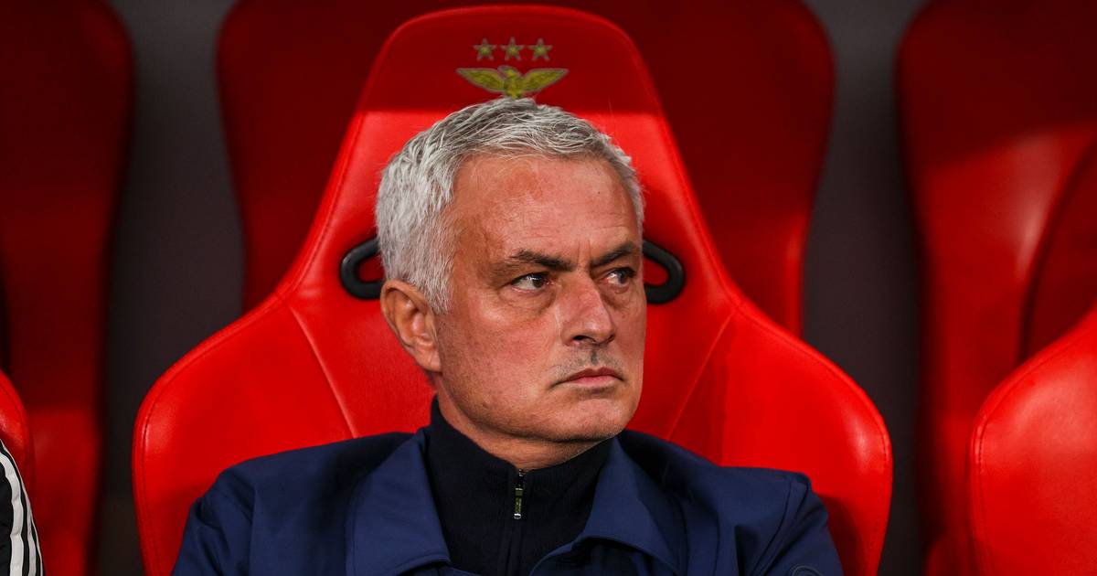 José Mourinho: “A ganhar alguém, teríamos de ser nós”
