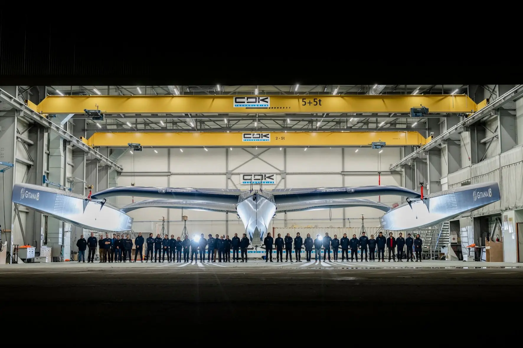 Casco do Gitana 18 apresentado em Lorient, França