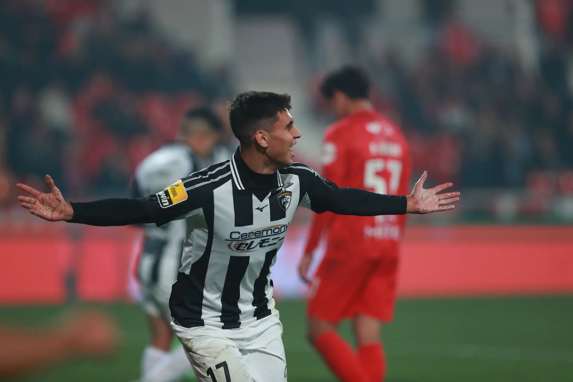 A festejar mais um golo pelo Portimonense