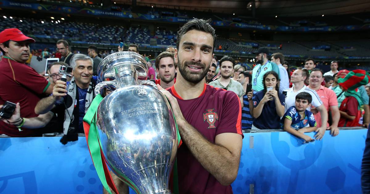 Rui Patrício, o guarda-redes que voou para segurar o sonho de Portugal em Paris