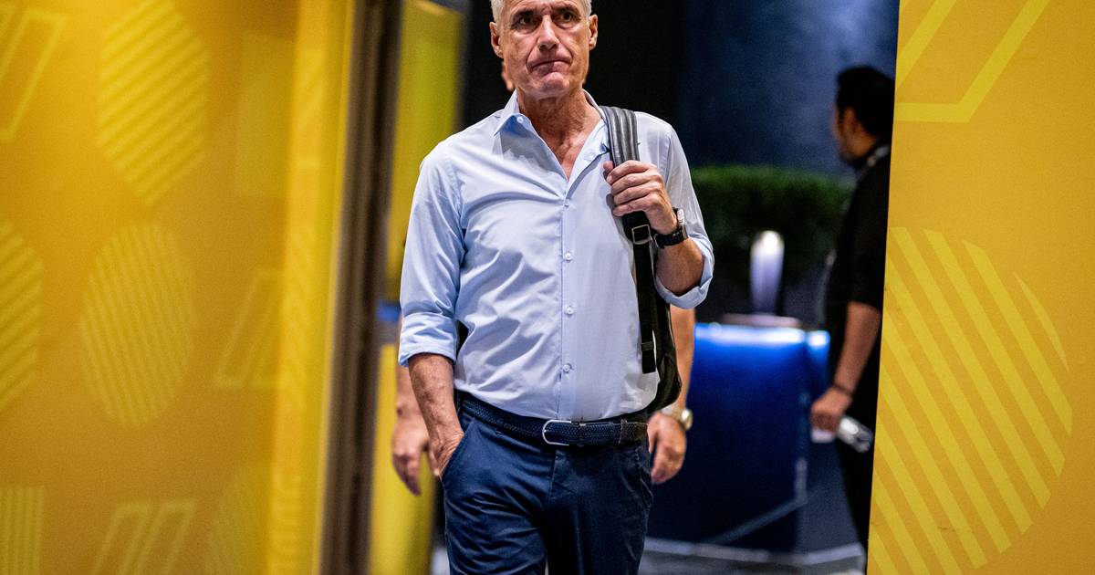 Luís Castro é o novo treinador do Grémio de Porto Alegre Luís Castro é o novo treinador do Grémio de Porto Alegre