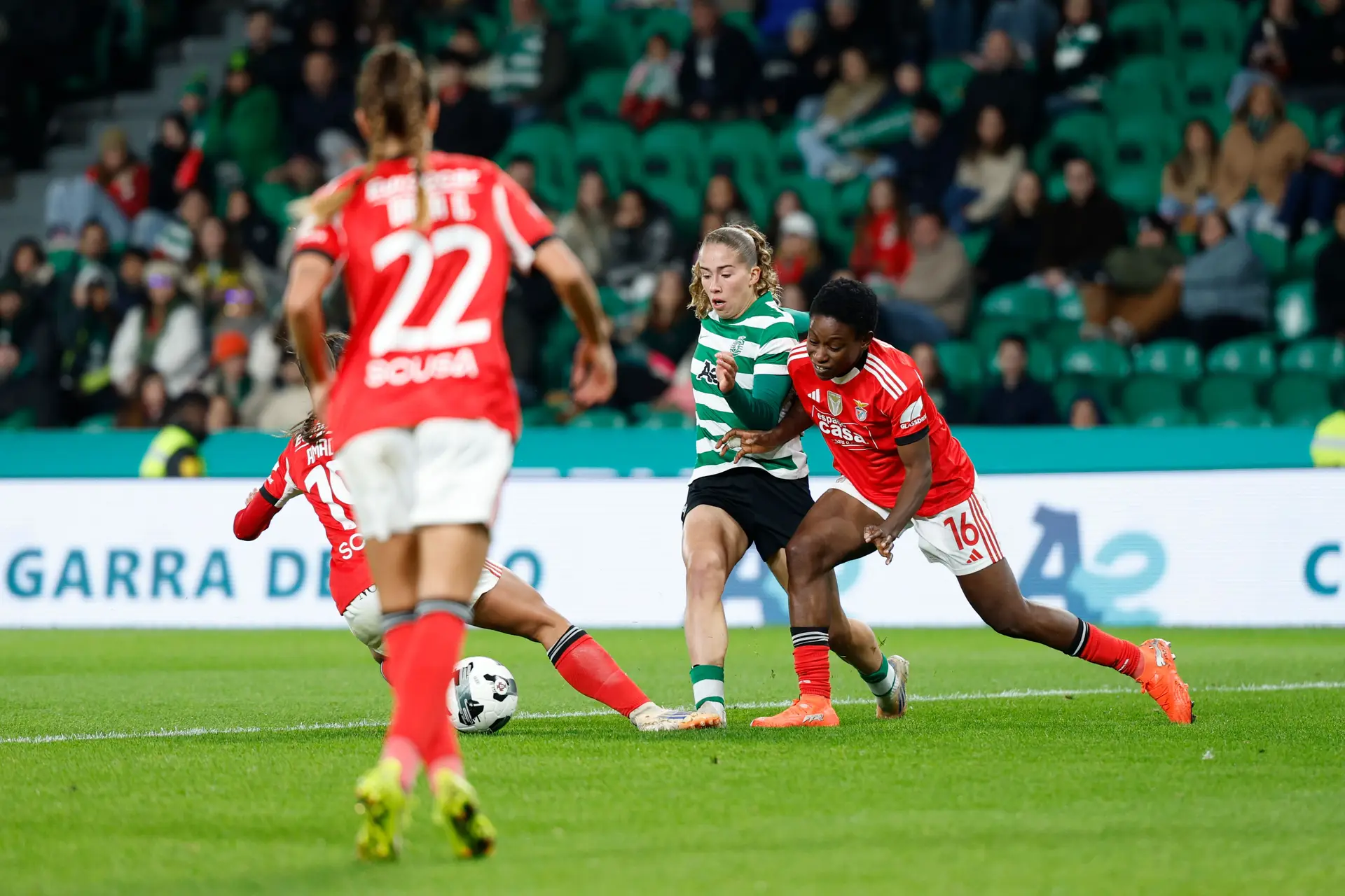 Carolina Santiago ganhou a grande penalidade na origem do empate