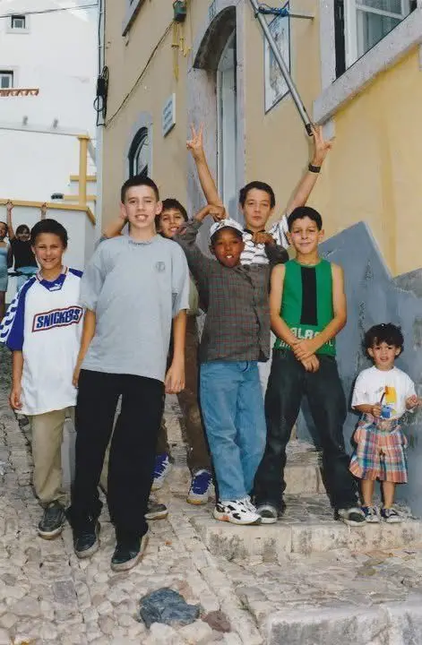 Hugo (de camisola verde) com amigos de infância de Torres Vedras