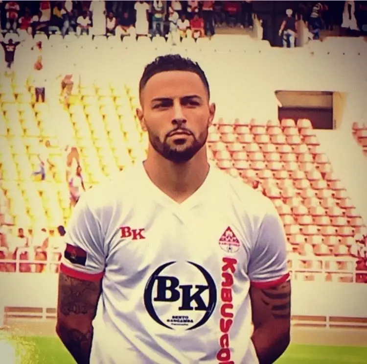Em 2014, Hugo Firmino começou a representar o Kabuscorp de Luanda
