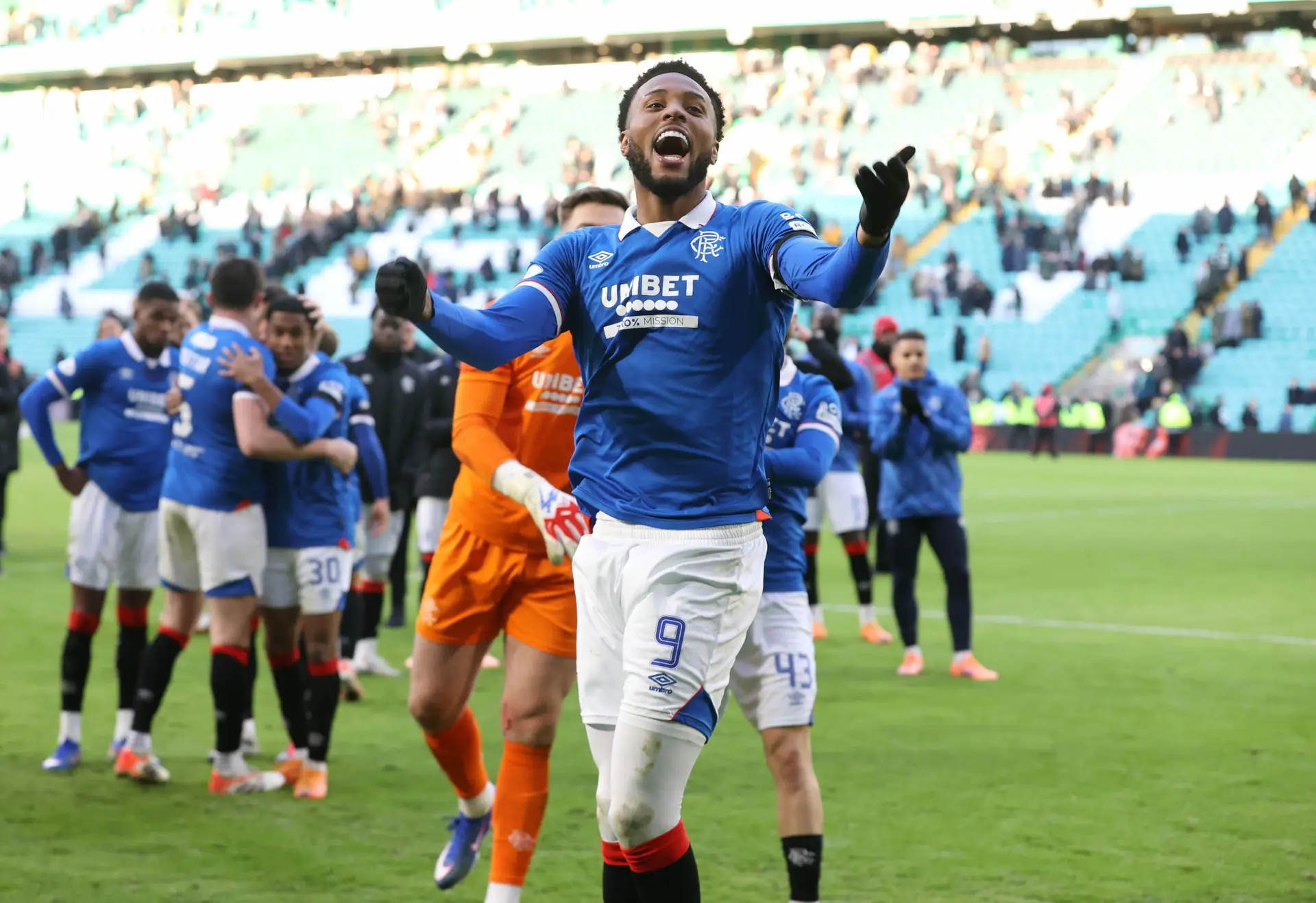 Avançado português do Rangers marcou dois golos em casa do arquirrival Celtic