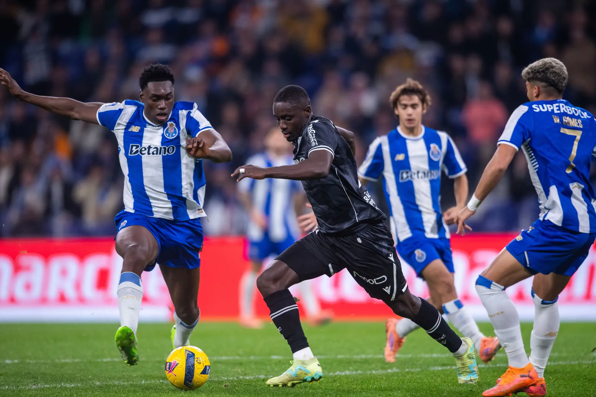 Em direto: Vitória SC 0-1 FC Porto (terminado)