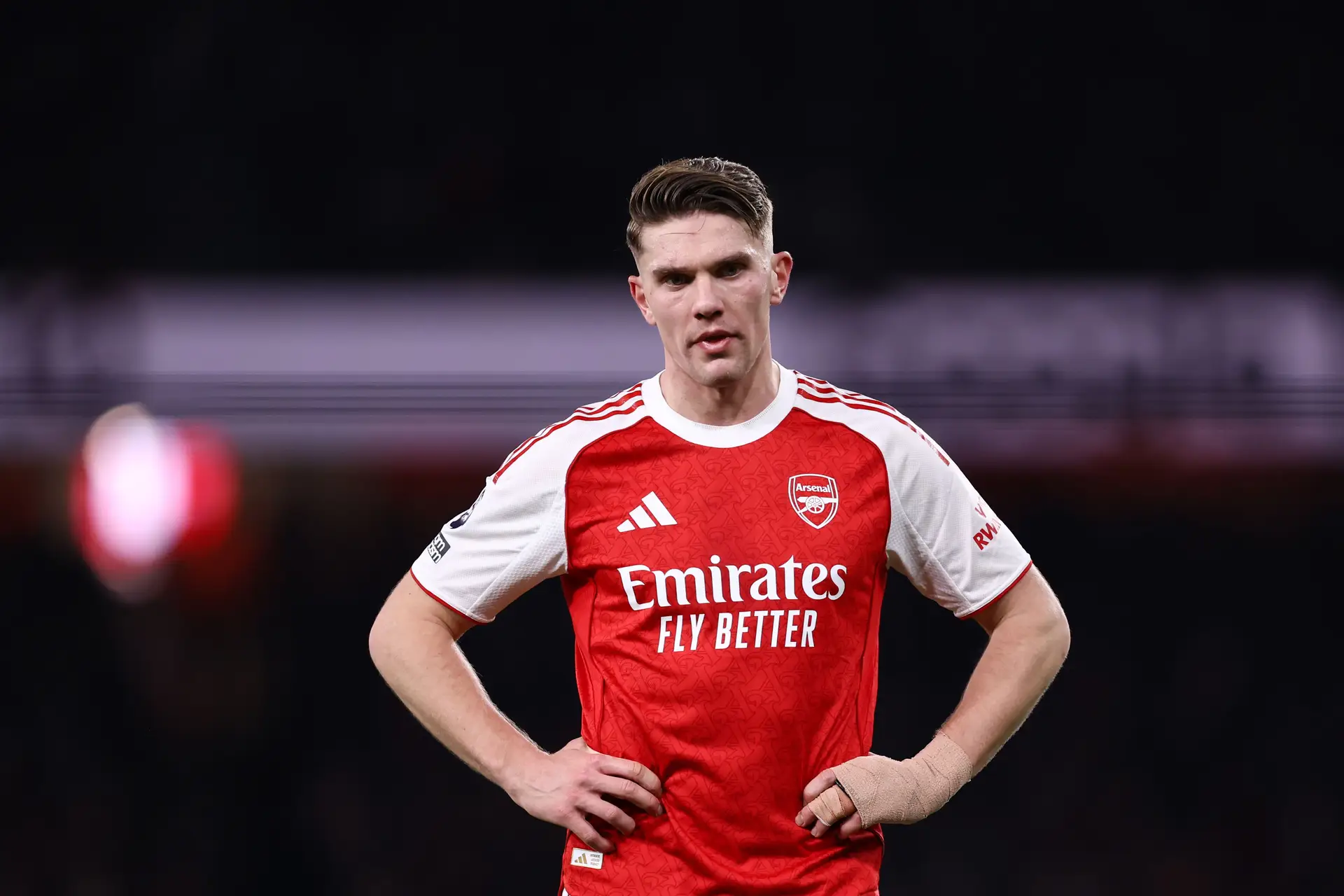 Oito golos, dois deles de penálti, em 30 jogos é o pouco animador registo de Gyökeres no Arsenal 