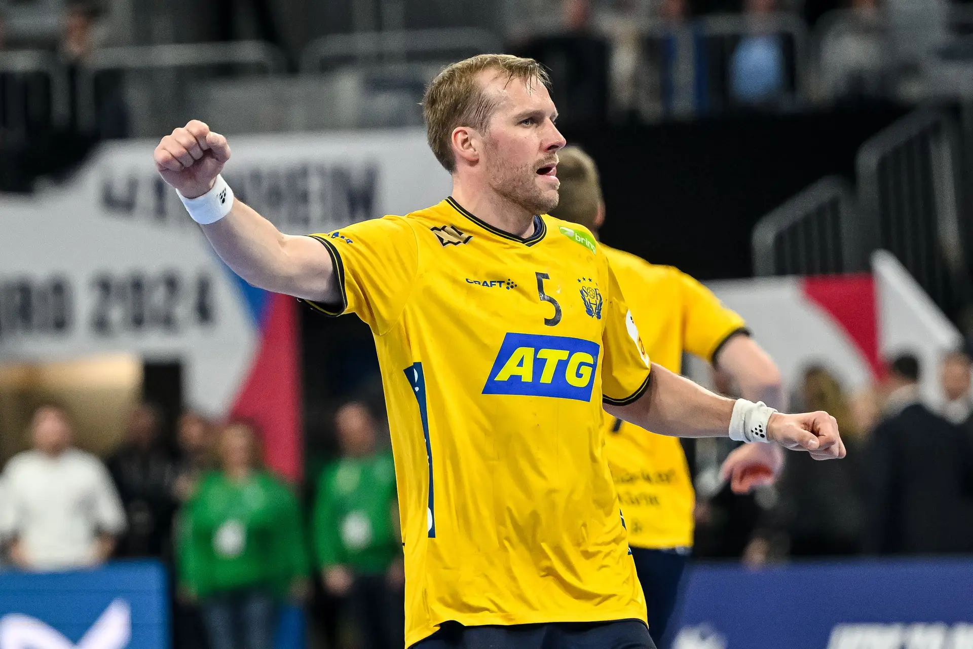 O pivô já ultrapassou as 140 internacionalizações pela Suécia e esteve em cinco Europeus, quatro Mundiais e dois Jogos Olímpicos