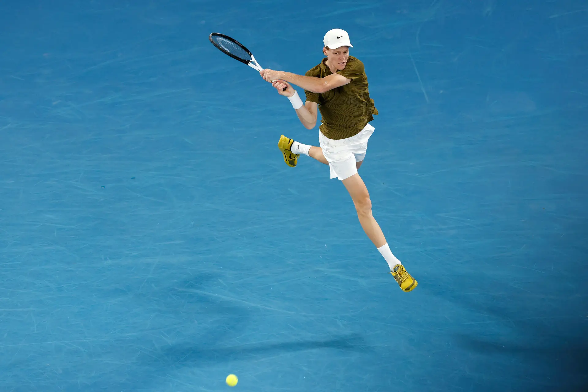 Haverá algum competidor como Novak Djokovic? Mais uma final do Open da Austrália diz-nos que não, não há ninguém como ele