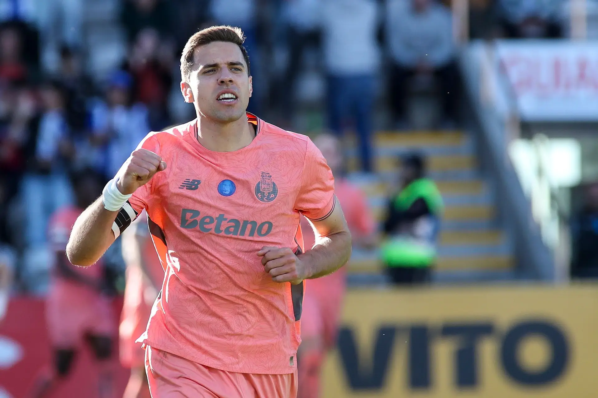 O central polaco marcou pela terceira vez com a camisola do FC Porto