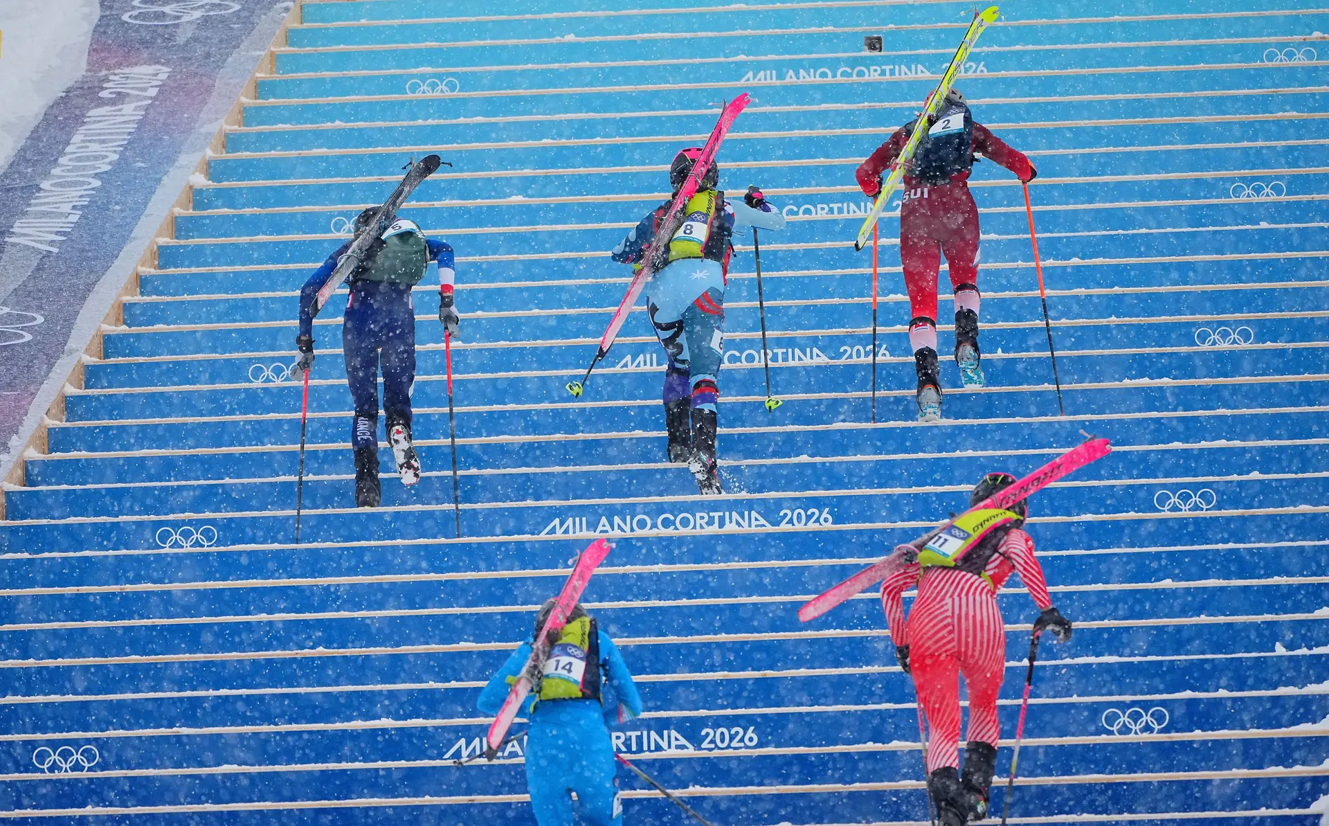 A escadaria que os atletas tinham de galgar durante a subida da prova de skimo