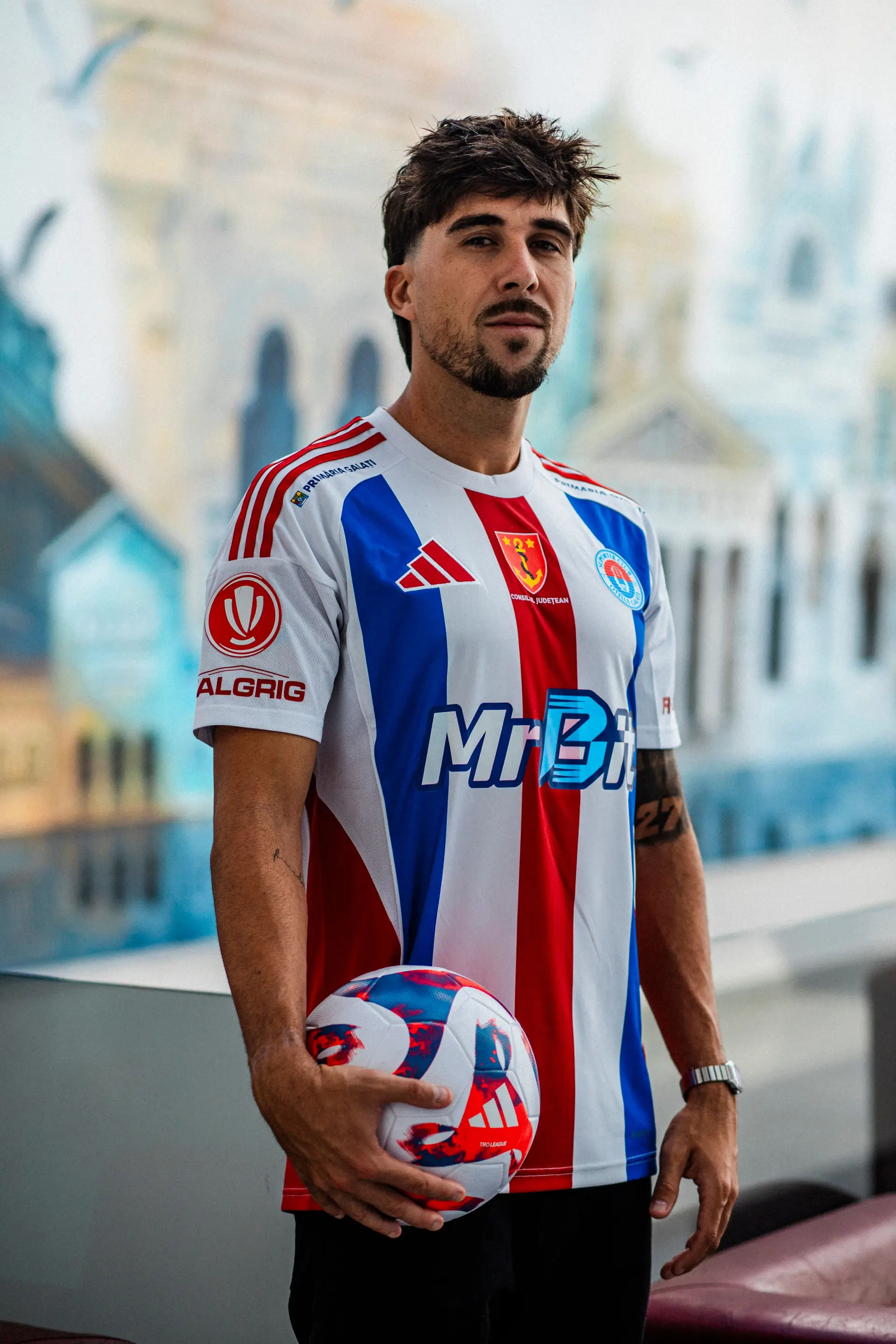 Pedro Nuno está a jogar esta época 2025/26, no FC Otelul, da Roménia