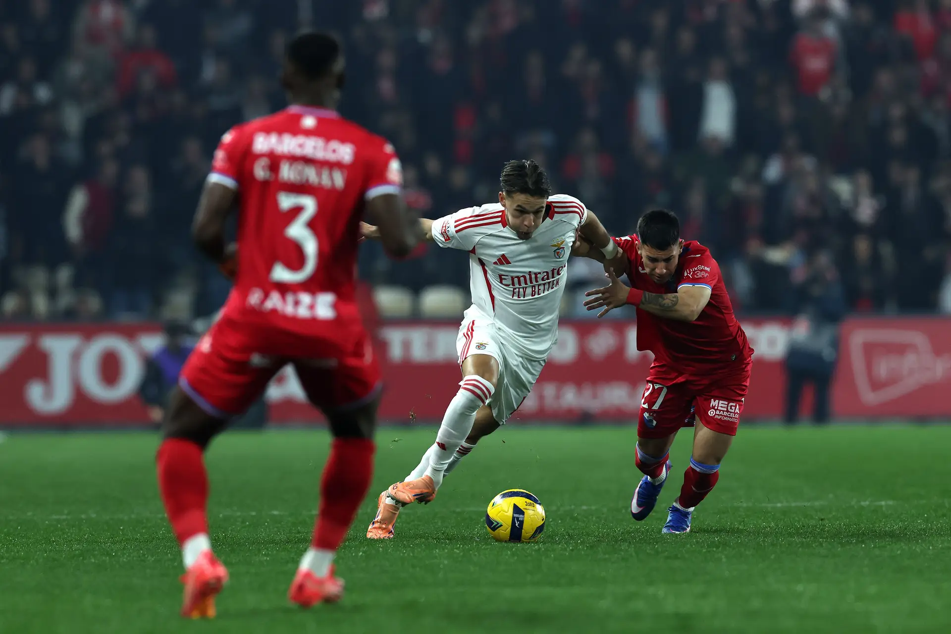 Em direto: Gil Vicente 1-2 Benfica (terminado)
