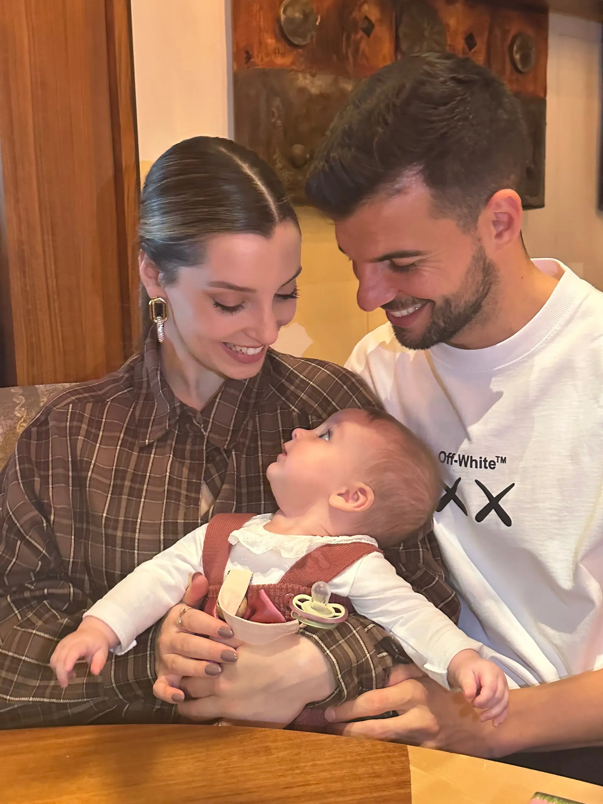 Frédéric Maciel com a mulher e a filha