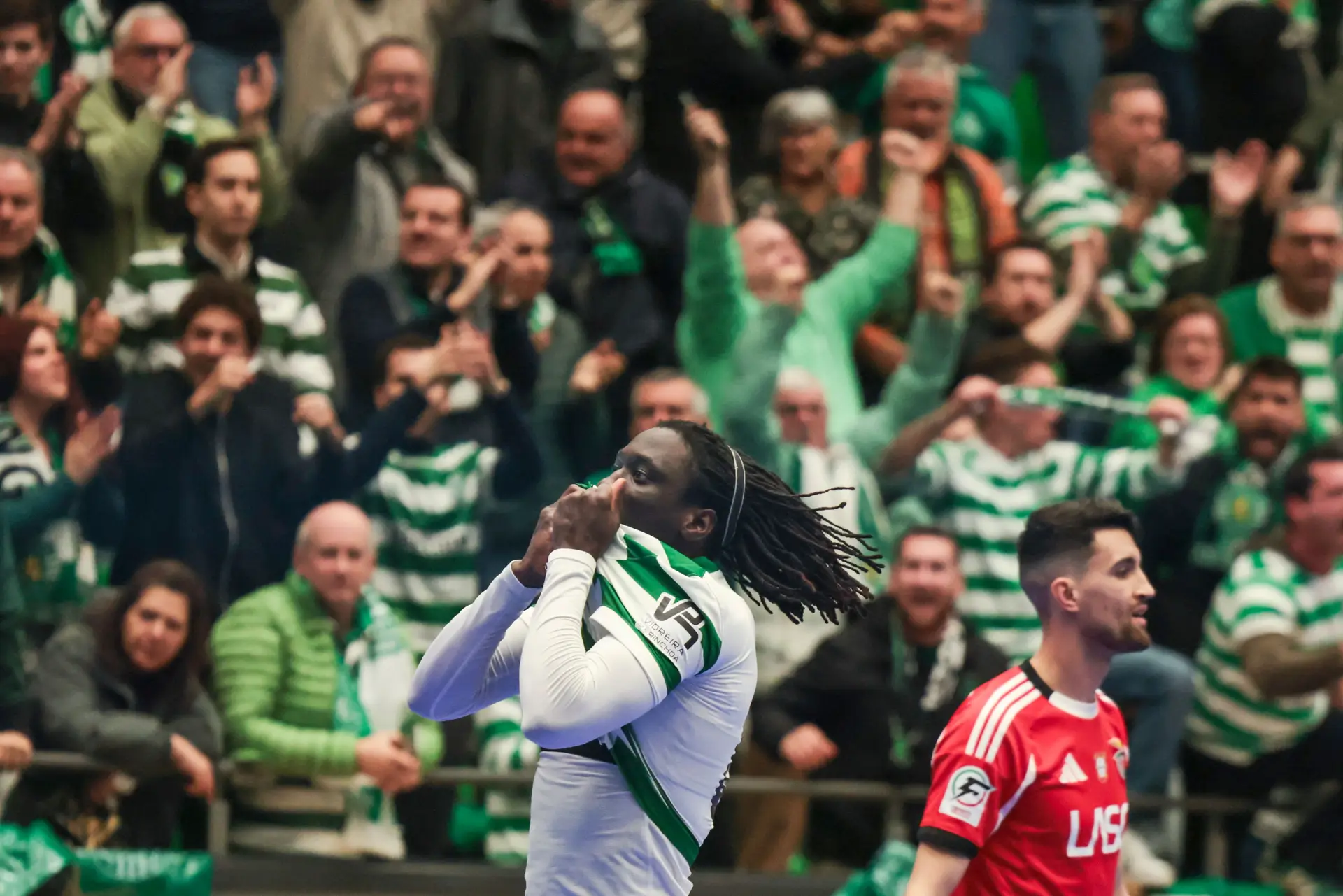 Chama-se Pavilhão João Rocha. Não é um jogador, mas tem boca e ajudou o Sporting a afastar o Benfica da Liga dos Campeões de futsal