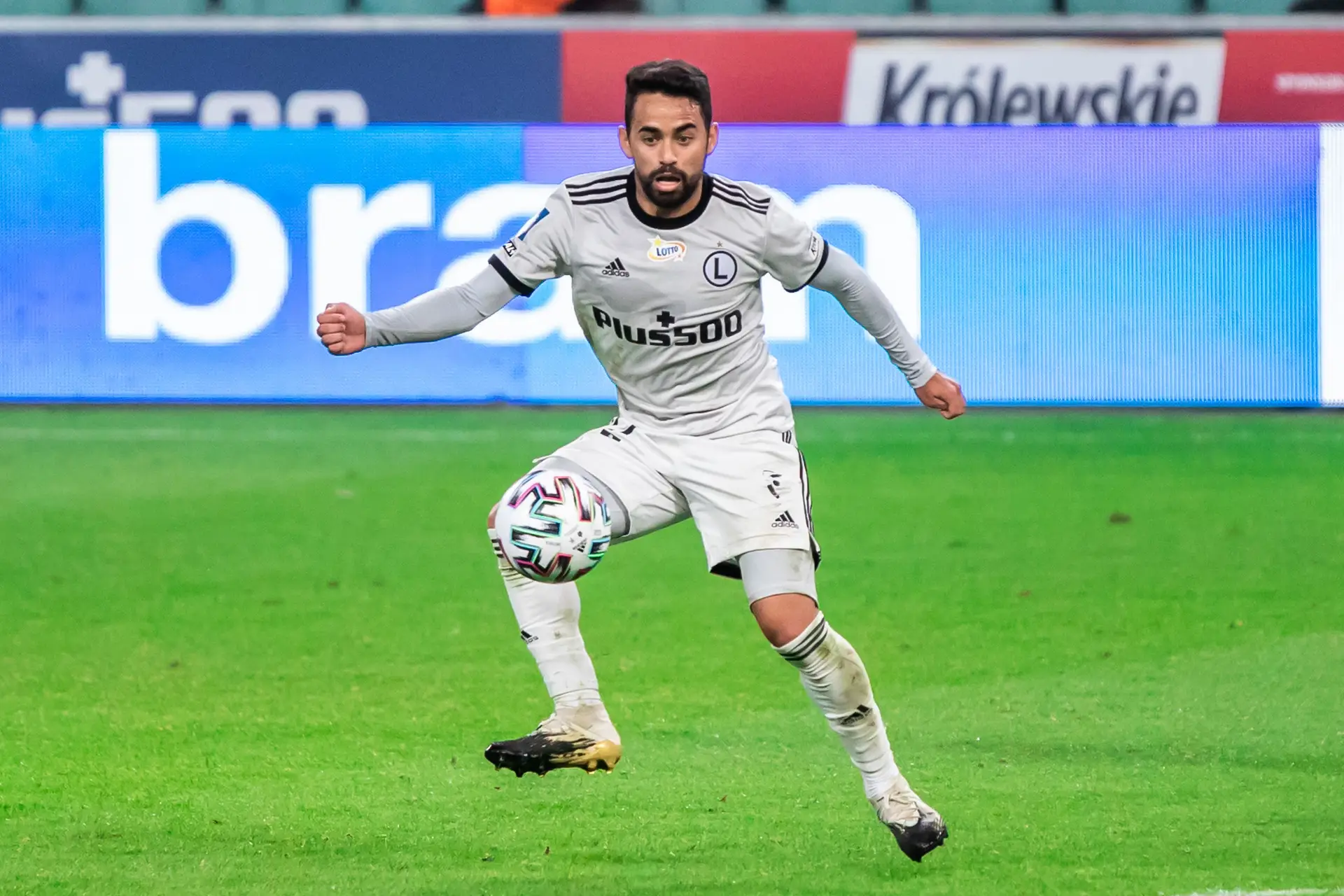 Luquinhas chegou ao Légia de Varsóvia na época 2019/20