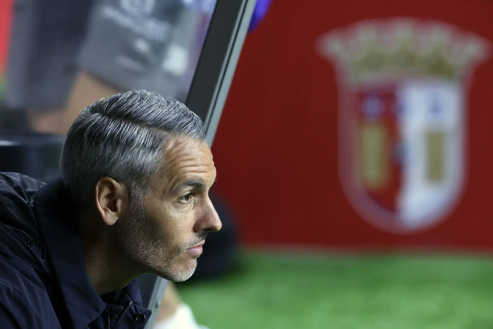 Vicens durante a receção ao FC Porto