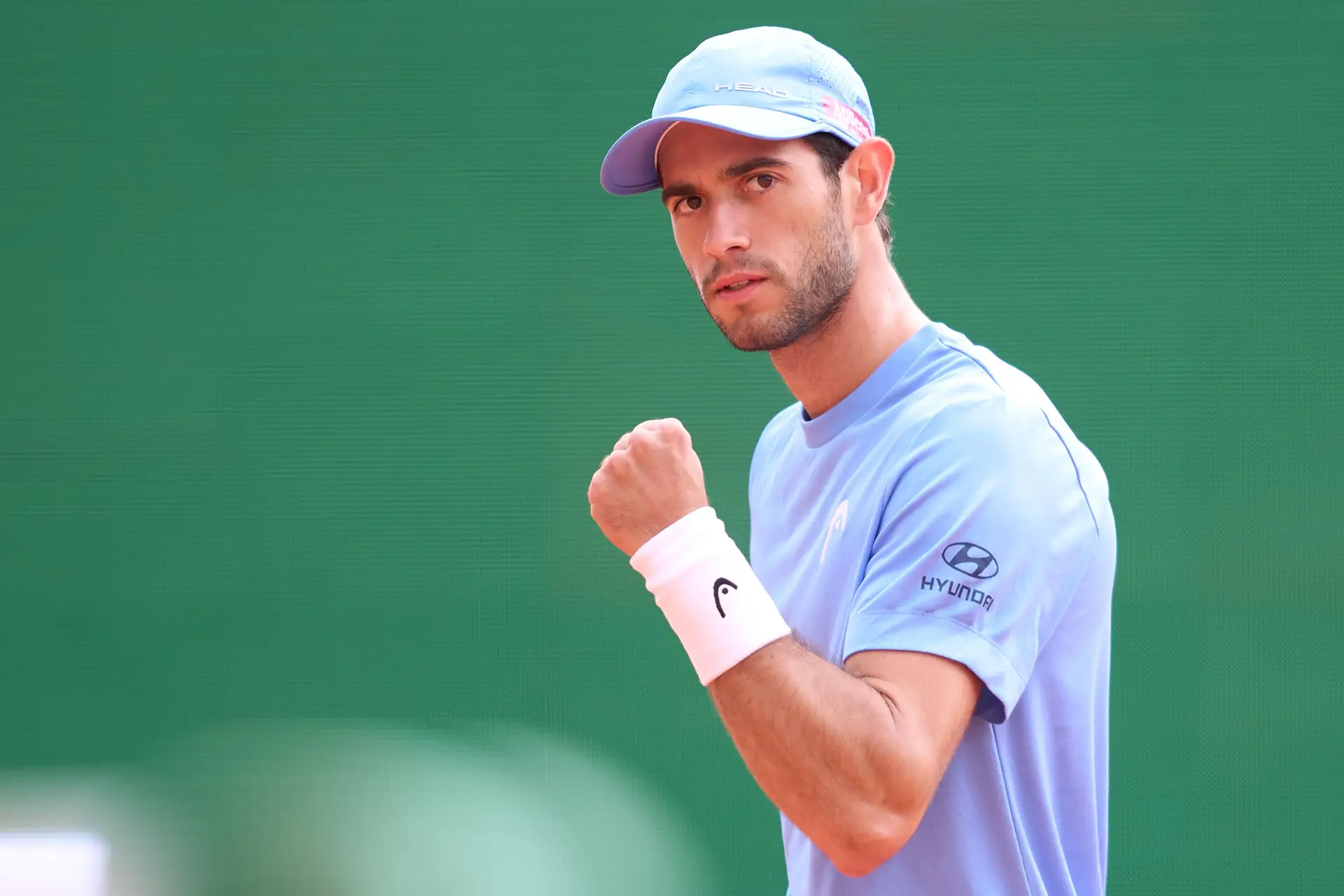 Nuno Borges ganhou a quem mais jogos venceu este ano em terra batida. Como? A servir por baixo no match point