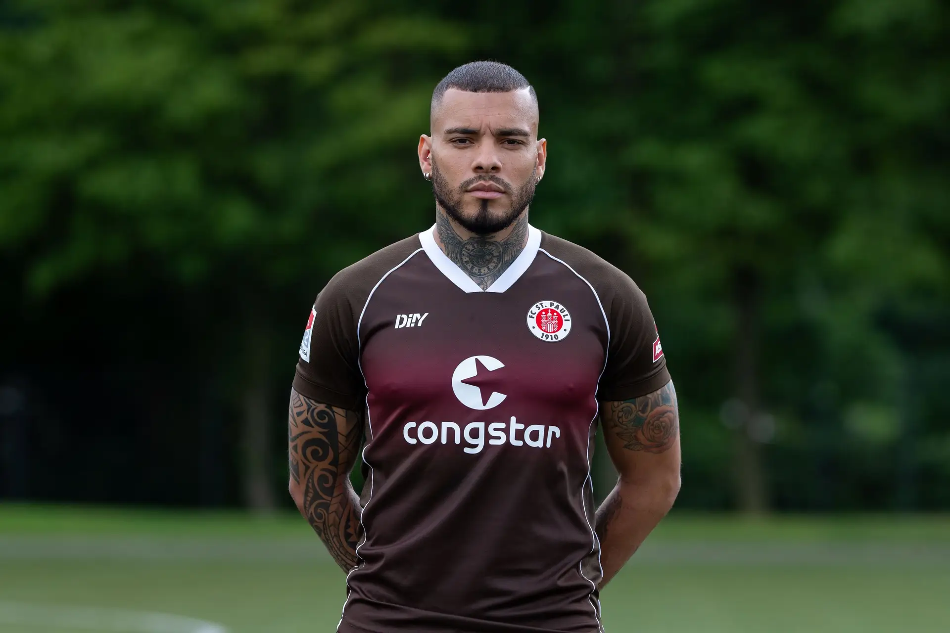 Na época 2022/23, o avançado brasileiro assinou pelo FC St. Pauli, da Alemanha