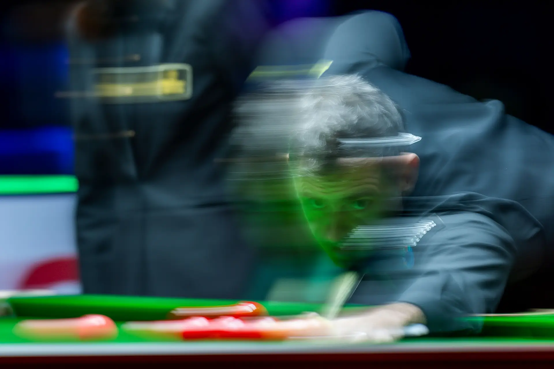 Alguém que conhece bem o Crucible e Ronnie O’Sullivan acredita que vem aí o seu oitavo título mundial: “O jogo dele está no melhor nível”