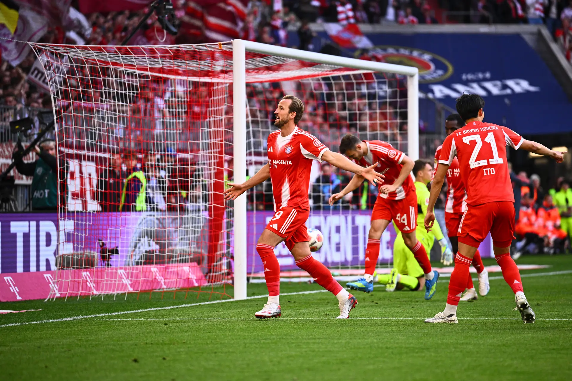 Treze em catorze: o Bayern Munique é novamente campeão da Bundesliga